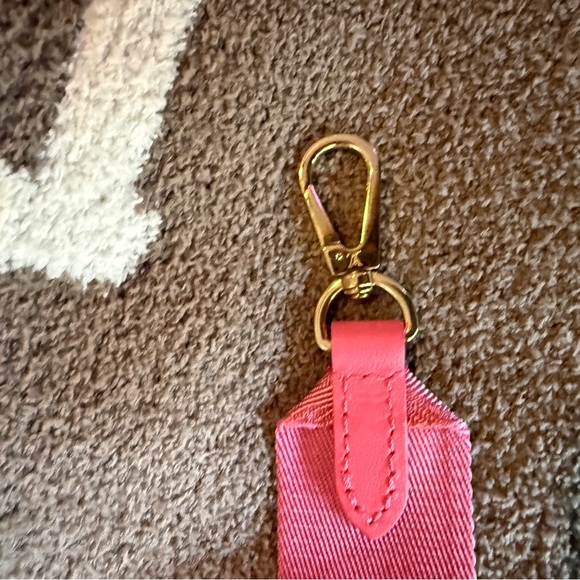 Louis Vuitton Rose Pink Strap - Picture 3 of 10